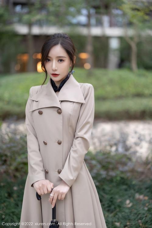 探索“乱女1一7第一章乱女小丹”的惊艳旅程