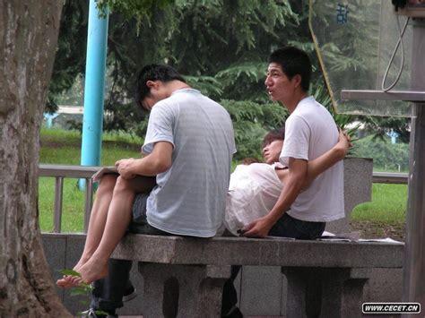 三个男躁一个女