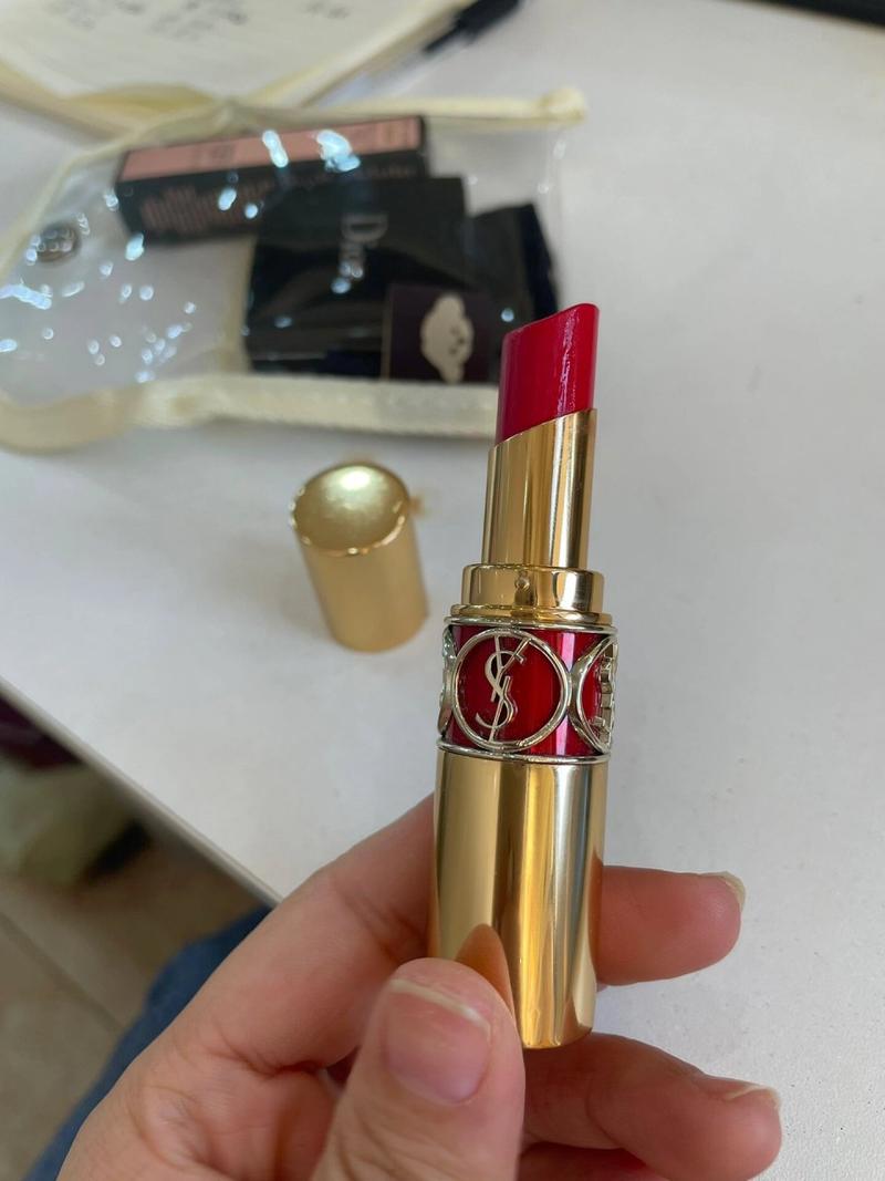 春日魔力尽显，ysl水蜜桃亚洲春色满园清新上市